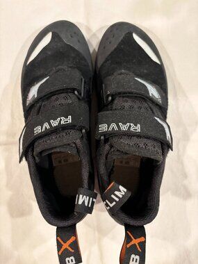 Rave Rock Climbing Shoes
